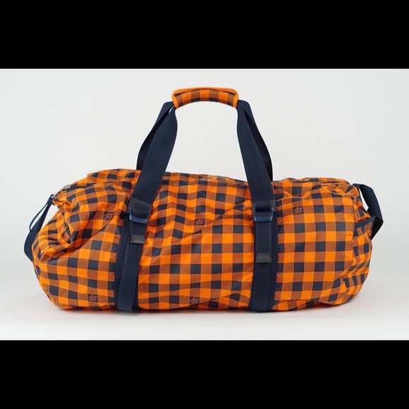 COPY - Louis Vuitton adventure practical duffle - Picture 7 of 10